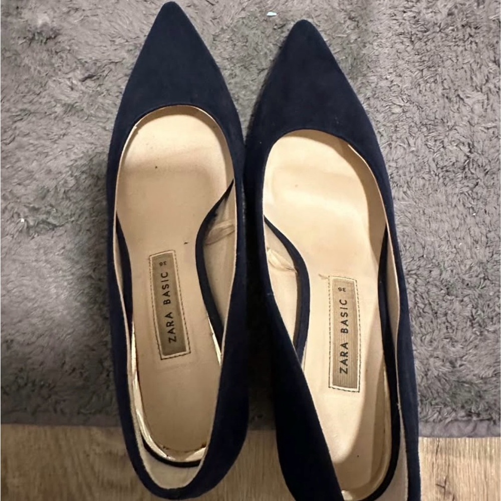 Zara Navy Suede Pointed Flats